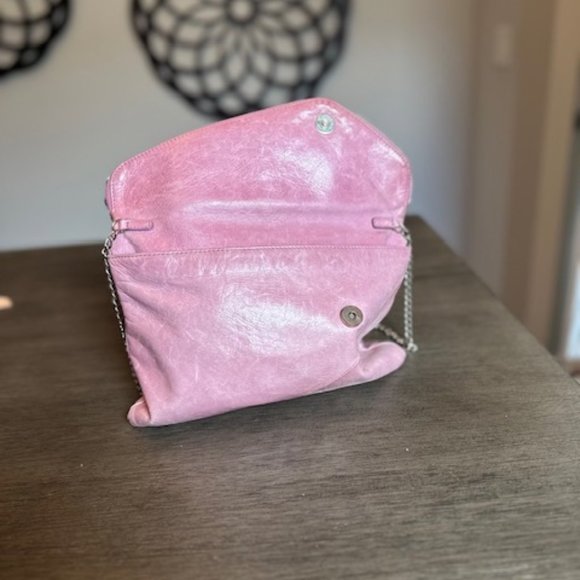 HOBO Shoulder Bag/clutch with metal chain - soft pink - Picture 2 of 10